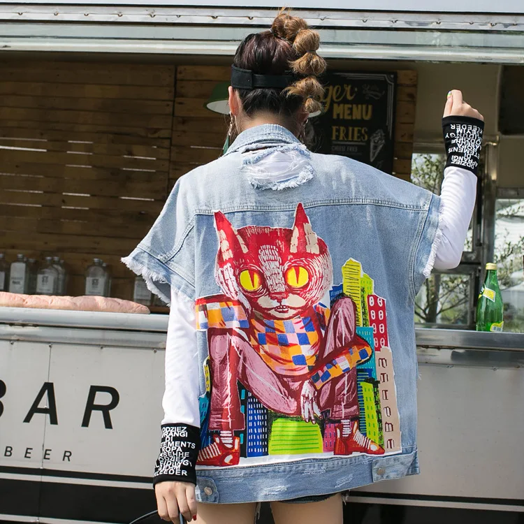 Women Cartoon Patches Sleeveless Denim Coat Fall New Design Holes Jeans Jacket Casual Turn Down Collar Waist Coat
Women Cartoon Patches Sleeveless Denim Coat Fall New Design Holes Jeans Jacket Casual Turn Down Collar Waist Coat