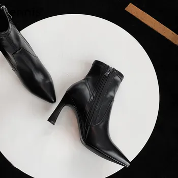 ENNIS 2019 Autumn Women Boots High Heels Shoes Pointed Toe Stretch Ankle Boots Genuine Leather Ladies Boots Designer Black A9196 
ENNIS 2019 Autumn Women Boots High Heels Shoes Pointed Toe Stretch Ankle Boots Genuine Leather Ladies Boots Designer Black A9196