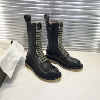 new fund of 2020 autumn winters is increased with high knight boots for British wind Martin motorcycle boots was female
new fund of 2020 autumn winters is increased with high knight boots for British wind Martin motorcycle boots was female