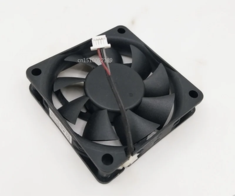 Free shipping AD0612LX-H93 DC12V 0.13A AD0612HX-93 New Original for ADDA 60x60x15MM 3 Lines Pojector Cooling fan
Free shipping AD0612LX-H93 DC12V 0.13A AD0612HX-93 New Original for ADDA 60x60x15MM 3 Lines Pojector Cooling fan