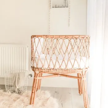 Scandinavian Style 100% Natural Rattan Crib Nordic Style INS Newborn Bed Infant Sleeping Cradle Rattan Baby Sleep Bed
Scandinavian Style 100% Natural Rattan Crib Nordic Style INS Newborn Bed Infant Sleeping Cradle Rattan Baby Sleep Bed
