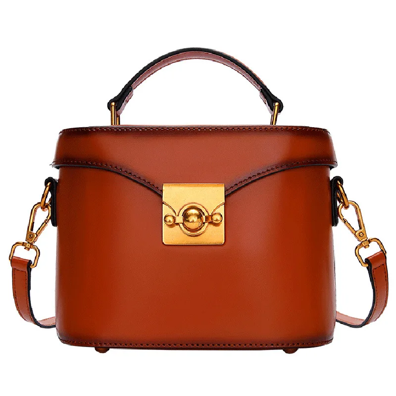 Top quality designer brand new genuine cowhide leather bucket women handbag vintage luxury shoulder bag tote purse pt03
Top quality designer brand new genuine cowhide leather bucket women handbag vintage luxury shoulder bag tote purse pt03