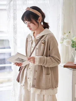 Women's Mori short hipster knitted sweater cardigan lace doll collar cute embroidered student short Jacket coat
Women's Mori short hipster knitted sweater cardigan lace doll collar cute embroidered student short Jacket coat