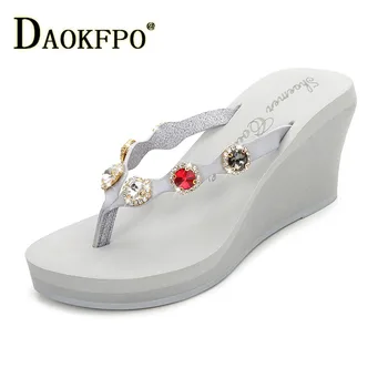DAOKFPO New 2018 Summer Luxury Wedges Slippers Women High Heels Platform Rhinestone Causal Flip flops Beach Shoes Woman NVT-09
DAOKFPO New 2018 Summer Luxury Wedges Slippers Women High Heels Platform Rhinestone Causal Flip flops Beach Shoes Woman NVT-09