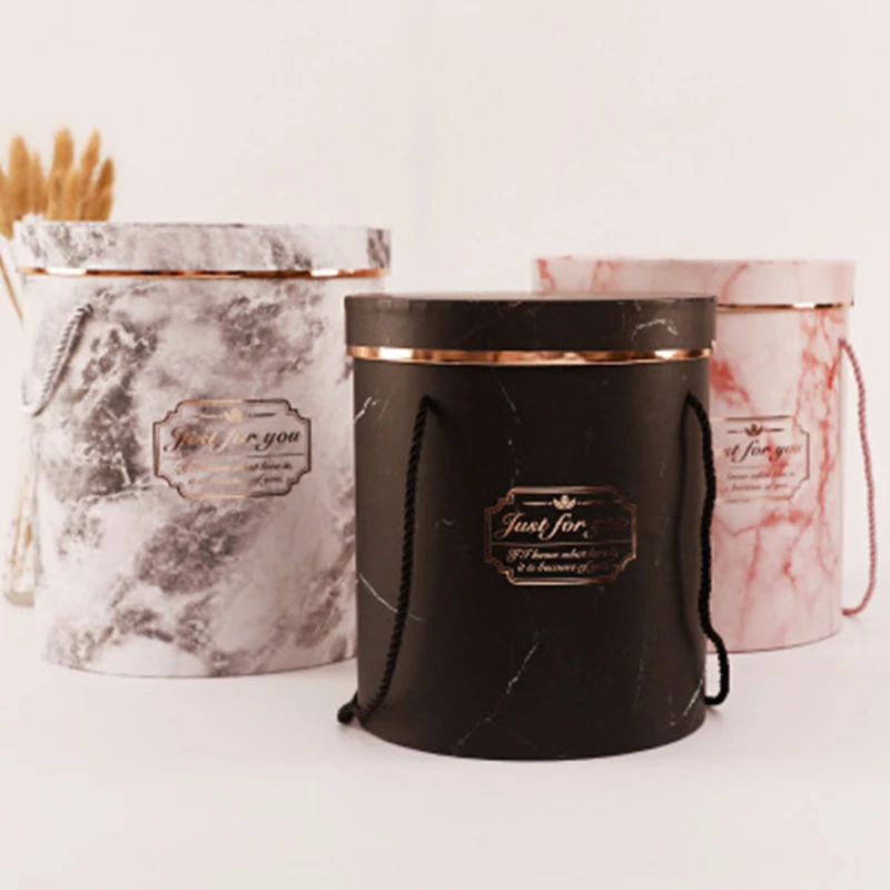 3Pcs Artificial Flower Round Lid And Tray Cardboard Cap Hug Bucket Storage Box Packing Box Wedding Candy Gift Box
3Pcs Artificial Flower Round Lid And Tray Cardboard Cap Hug Bucket Storage Box Packing Box Wedding Candy Gift Box