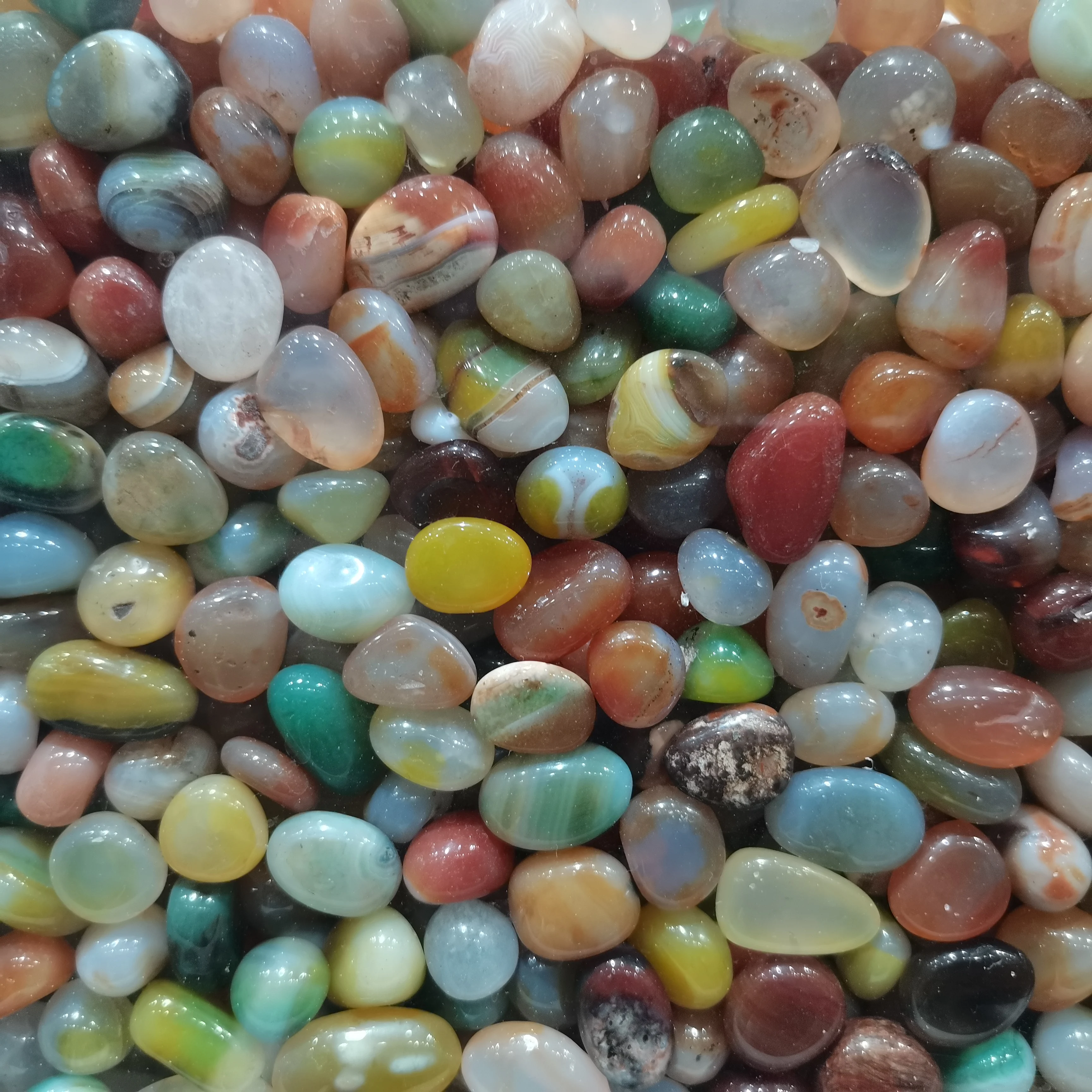 100g/Pack AGATE Raw Gemstone Ornament Polished Quartz Labradorite Handicraft Fish Tank Decorating Stone 
100g/Pack AGATE Raw Gemstone Ornament Polished Quartz Labradorite Handicraft Fish Tank Decorating Stone