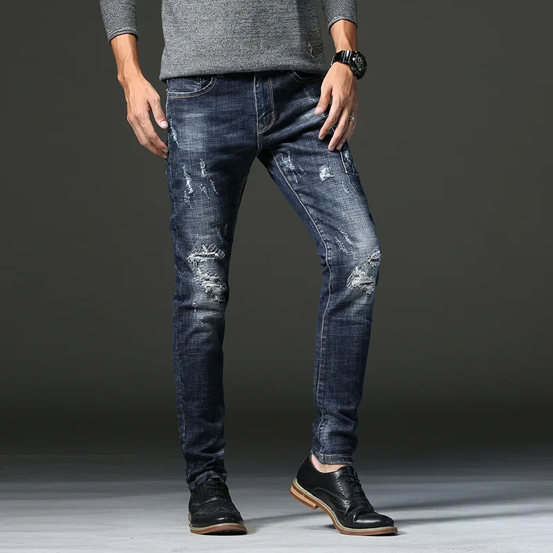 Jeans Men 2020 Spring New Design Model Men Slim Fit Elastic Light Vintage Blue Fashion Pant Stretch Distressed Male Trousers 
Jeans Men 2020 Spring New Design Model Men Slim Fit Elastic Light Vintage Blue Fashion Pant Stretch Distressed Male Trousers