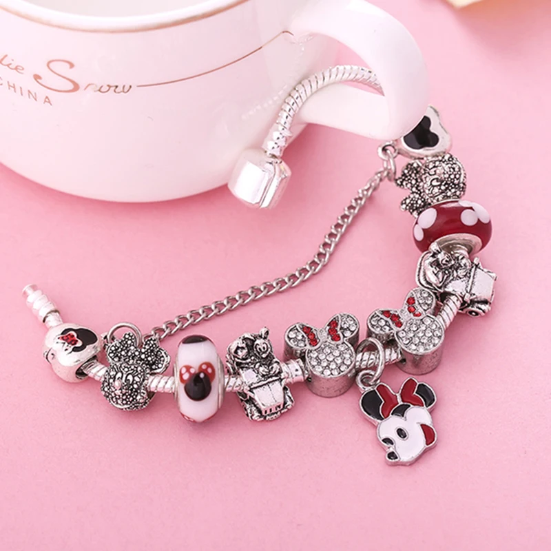 TOGORY Cartoon Style Mickey Minnie Charm Bracelet With Snake Chain Fine Bracelets For Kids Girl Fashion Jewelry Dropshipping
TOGORY Cartoon Style Mickey Minnie Charm Bracelet With Snake Chain Fine Bracelets For Kids Girl Fashion Jewelry Dropshipping