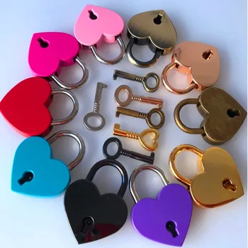 Portable Heart Shape Old Antique Vintage Style Archaize Padlocks Gym Locker Security Key Lock with Key Luggage Lock Accessories
Portable Heart Shape Old Antique Vintage Style Archaize Padlocks Gym Locker Security Key Lock with Key Luggage Lock Accessories