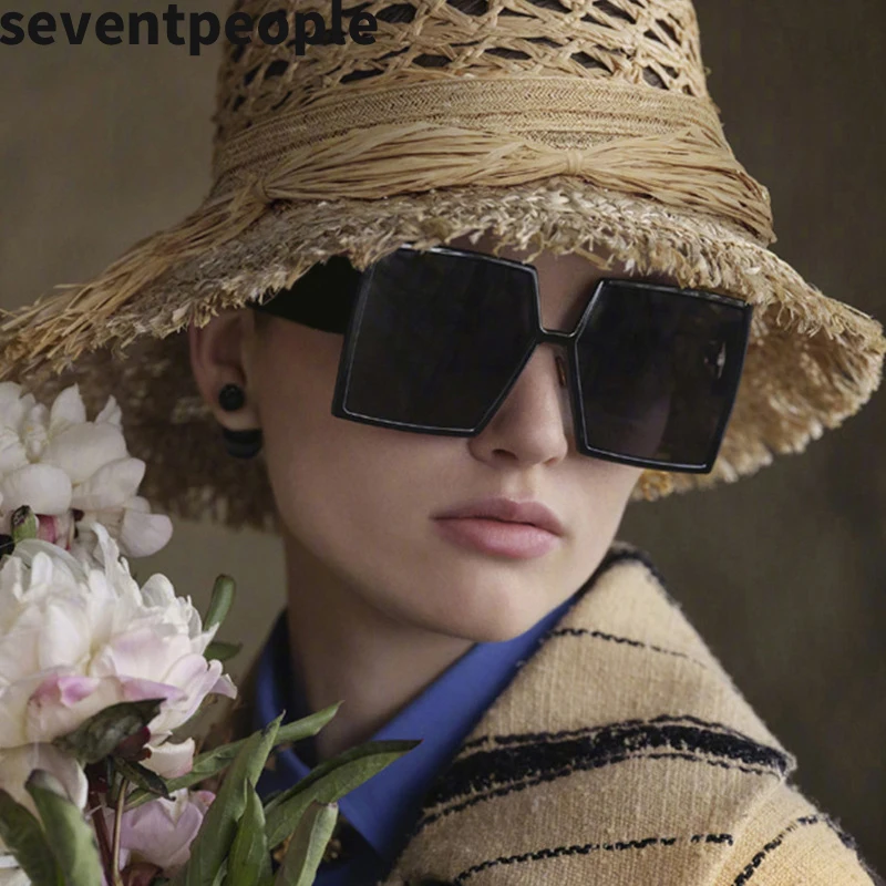 2020 Fashion Square Sunglasses Women Oversized Vintage Sunglass Luxury Brand Designer Retro Simple Style Lunette De Soleil Femme
2020 Fashion Square Sunglasses Women Oversized Vintage Sunglass Luxury Brand Designer Retro Simple Style Lunette De Soleil Femme