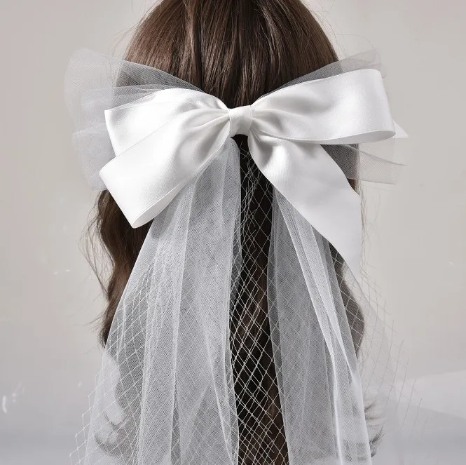 Hair Veil With Clips Handmade Wedding Accessories Engagement Hairwear White Headdress Big Bow knot Bridal Veil
Hair Veil With Clips Handmade Wedding Accessories Engagement Hairwear White Headdress Big Bow knot Bridal Veil