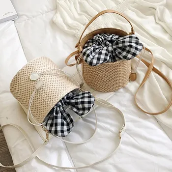 2020 New Arrival Women's Handbag Straw Woven Fashion Casual Bucket Bag Beach Vacation Plaid Lined Shoulder Bag
2020 New Arrival Women's Handbag Straw Woven Fashion Casual Bucket Bag Beach Vacation Plaid Lined Shoulder Bag