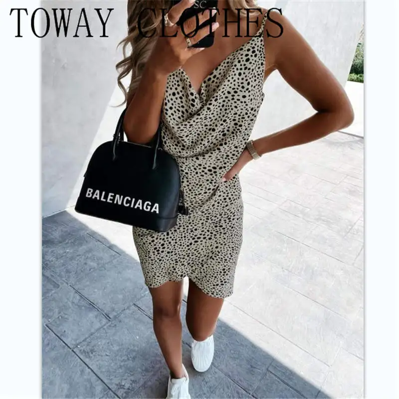 Summer Women Cowl Neck Spaghetti Strap All Over Print Dress Straight Chic Mini Sexy Vacation Dresses
Summer Women Cowl Neck Spaghetti Strap All Over Print Dress Straight Chic Mini Sexy Vacation Dresses