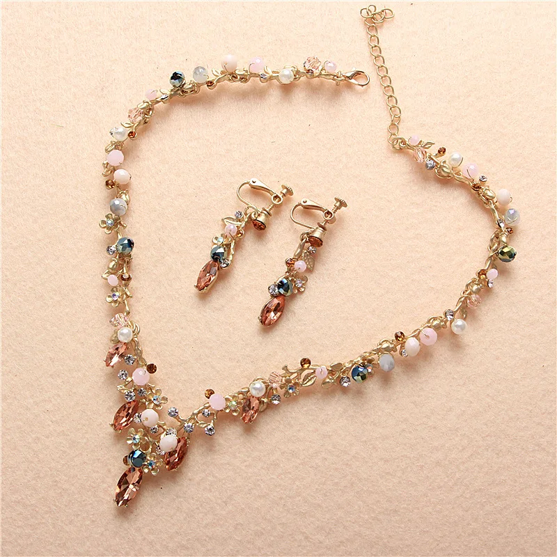 Korean Style Bride Handmade Necklace Earrings Two-Piece Set Clip-on Pearl Man-made Diamond Wedding Dress Ornament Korean Style
Korean Style Bride Handmade Necklace Earrings Two-Piece Set Clip-on Pearl Man-made Diamond Wedding Dress Ornament Korean Style