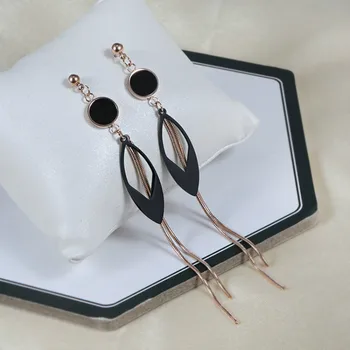 New Fashion Female Black Leaf Personality Jewelry Accessory Geometric Rose Golden Long Tassel Pendant Earring Titanium Steel
New Fashion Female Black Leaf Personality Jewelry Accessory Geometric Rose Golden Long Tassel Pendant Earring Titanium Steel
