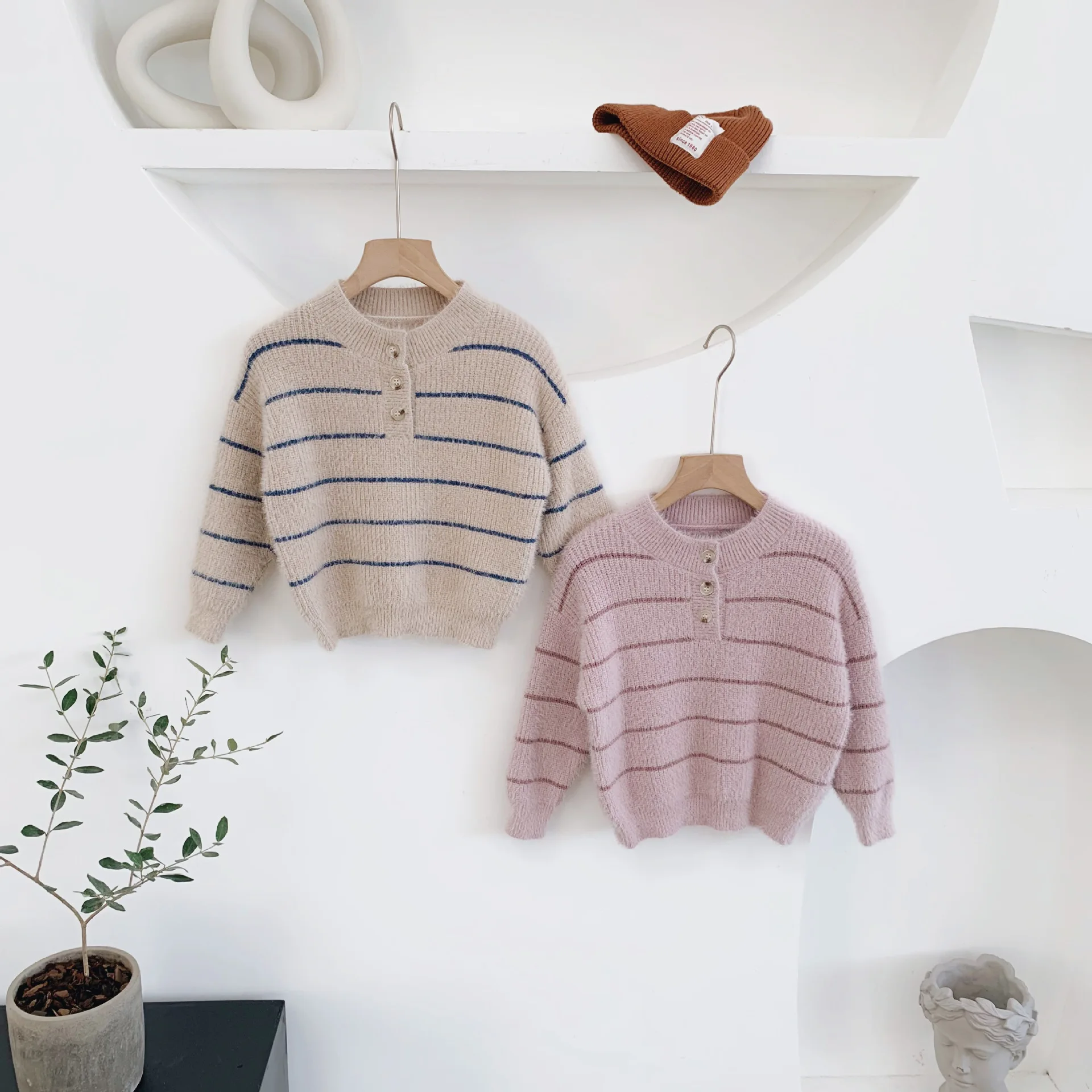 2019 New Style Girls Boys Striped Knitted Sweater Fashion Winter Autumn Girls Pullover Sweaters 2-7t
2019 New Style Girls Boys Striped Knitted Sweater Fashion Winter Autumn Girls Pullover Sweaters 2-7t