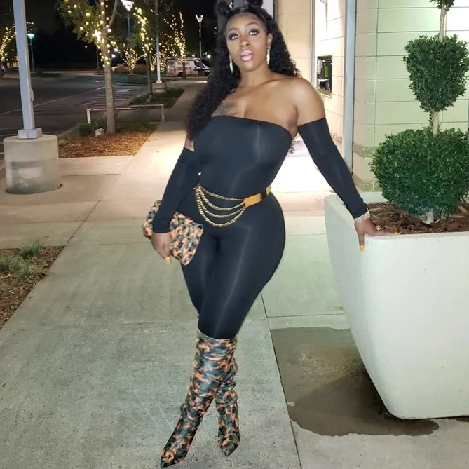 Strapless Sexy One Piece Jumpsuit Women Clubwear Half Sleeve Bodycon Jumpsuit with Gloves Elegant Backless Solid Black Jumpsuit
Strapless Sexy One Piece Jumpsuit Women Clubwear Half Sleeve Bodycon Jumpsuit with Gloves Elegant Backless Solid Black Jumpsuit