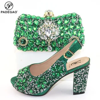2020 Fashionable New Arrivals Green Color Nigerian Ladies Shoes and Bag to Match Italian Shoes and Bag Set With Shinning Crystal
2020 Fashionable New Arrivals Green Color Nigerian Ladies Shoes and Bag to Match Italian Shoes and Bag Set With Shinning Crystal
