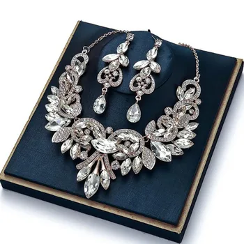 Colares Wedding jewelry sets Bridal Necklace set for Women clothing accessories Jewellery Long earrings Red Rhinestone jewelry
Colares Wedding jewelry sets Bridal Necklace set for Women clothing accessories Jewellery Long earrings Red Rhinestone jewelry