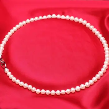 

beautiful AAA+7-8mm white round natural freshwater pearl necklace 17"-18" length