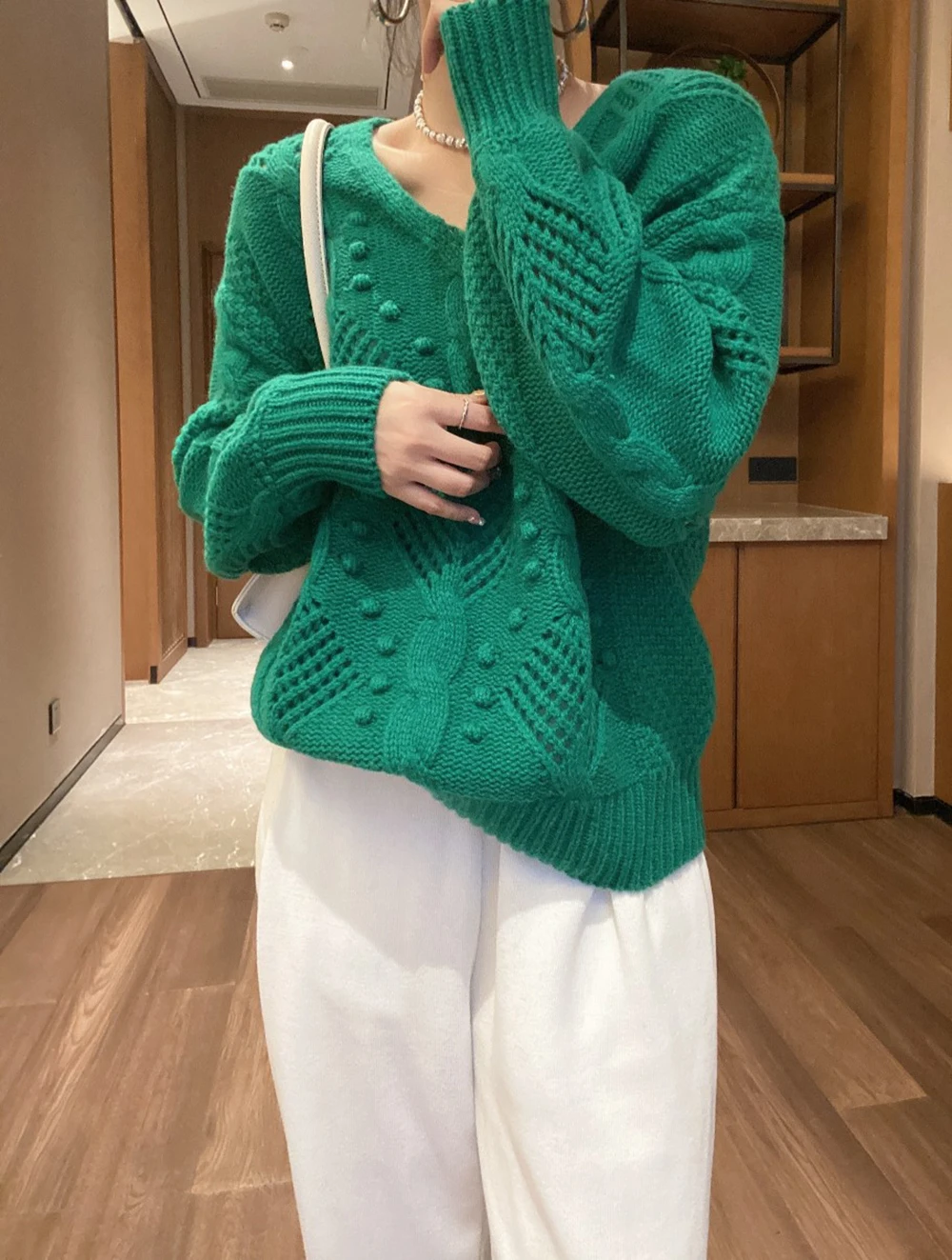 New sweaters 2021 autumn winter fashion casual loose full wool hollow linen pattern women V-neck pullovers sweater
New sweaters 2021 autumn winter fashion casual loose full wool hollow linen pattern women V-neck pullovers sweater