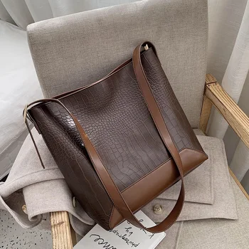 New Alligator Leather Big Bucket Bag Women Shoulder Crossbody Bags 2020 Fashion Lady's Messenger Bags Casual Totes Female Purses
New Alligator Leather Big Bucket Bag Women Shoulder Crossbody Bags 2020 Fashion Lady's Messenger Bags Casual Totes Female Purses
