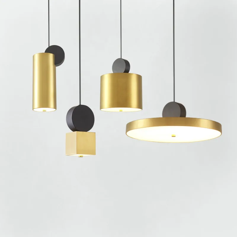 Post-modern Designer Gold Dining Table in Dining Room Bar Counter Chandelier Nordic Single-head Exhibition Hall Decoration Bedro
Post-modern Designer Gold Dining Table in Dining Room Bar Counter Chandelier Nordic Single-head Exhibition Hall Decoration Bedro