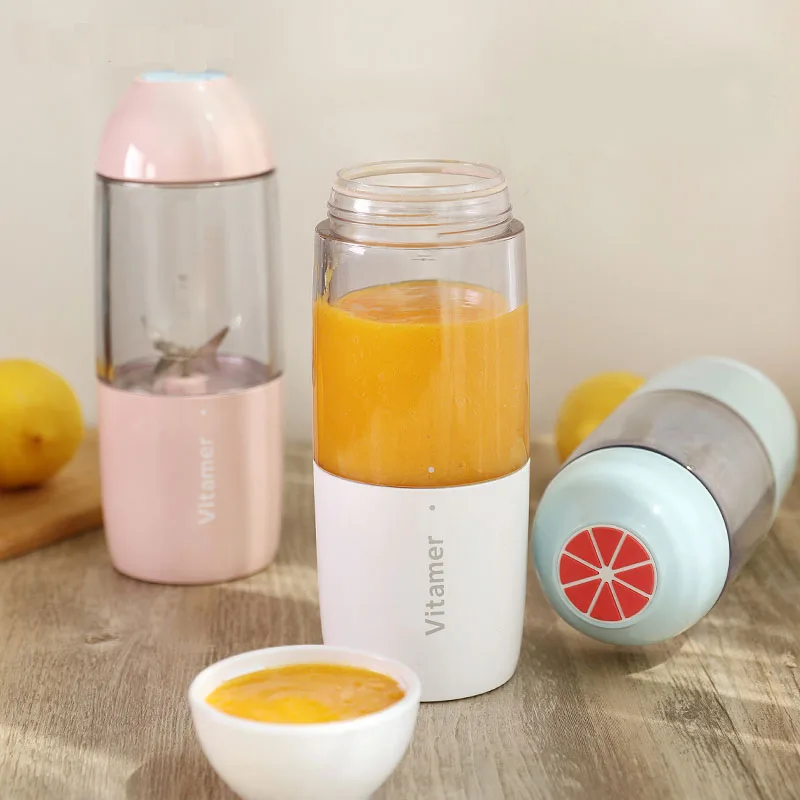 Vitamer Lemon Juicer Blender 4 Blades 380ml 20000RPM with Manual Hand and USB Rechargeable Shakes Smoothies Blender
Vitamer Lemon Juicer Blender 4 Blades 380ml 20000RPM with Manual Hand and USB Rechargeable Shakes Smoothies Blender