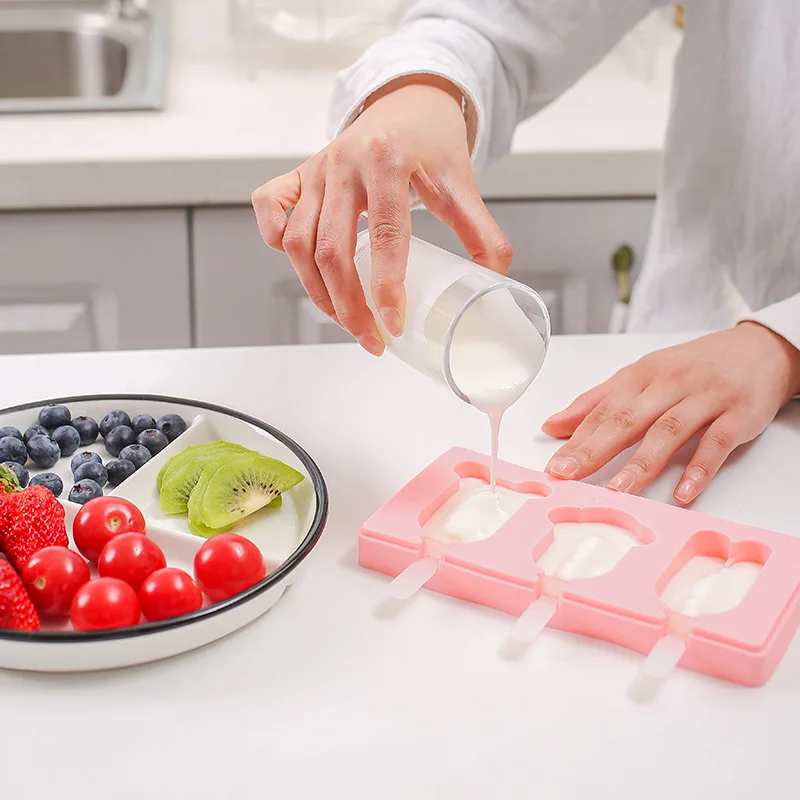 Silicone Ice Cream Mold with Cover Animals Shape Jelly Form Maker for Ice lolly Moulds Ice Cube Tray for Candy Bar Decoration Silicone Ice Cream Mold with Cover Animals Shape Jelly Form Maker for Ice lolly Moulds Ice Cube Tray for Candy Bar Decoration