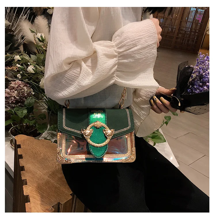 New 2019 summer laser small square bag double - pig lock iron angle one - shoulder oblique satchel
New 2019 summer laser small square bag double - pig lock iron angle one - shoulder oblique satchel