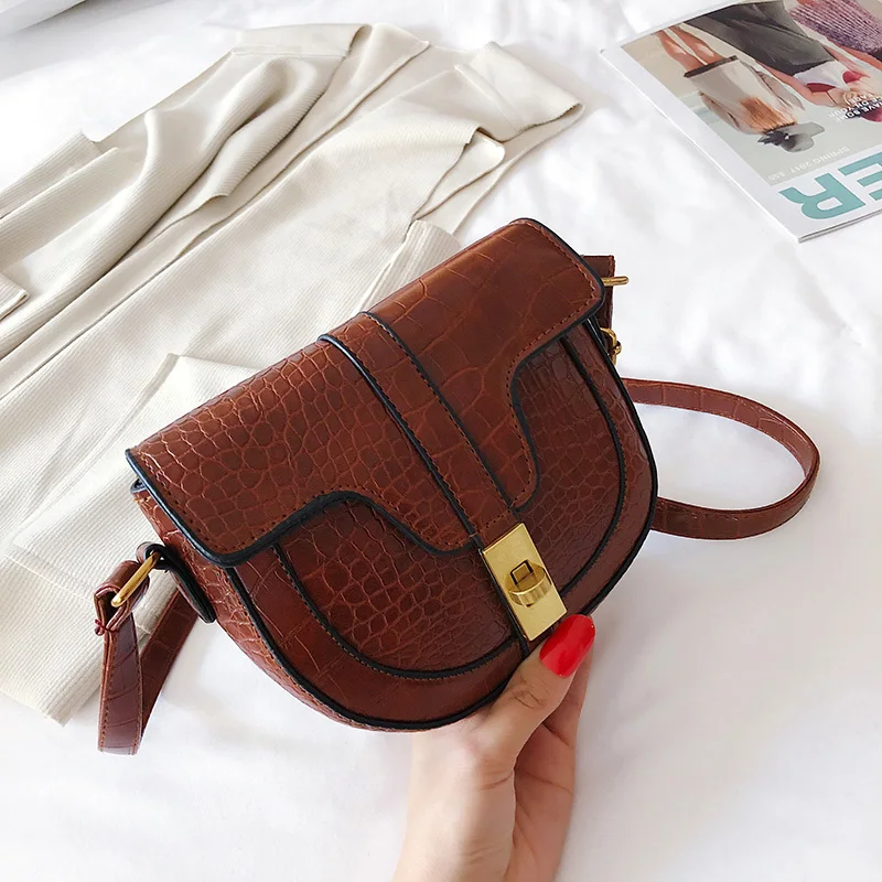 Stone Crocodile Pattern Retro PU Leather Crossbody Bags For Women 2020 Small Shoulder Messenger Bag Lady Phone Handbags Purses
Stone Crocodile Pattern Retro PU Leather Crossbody Bags For Women 2020 Small Shoulder Messenger Bag Lady Phone Handbags Purses