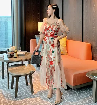 2020 Sexy Spaghetti straps Dew shoulder Dresses short sleeves Mesh Retro Sling Holiday beach net yarn Embroidery flower Dress
2020 Sexy Spaghetti straps Dew shoulder Dresses short sleeves Mesh Retro Sling Holiday beach net yarn Embroidery flower Dress
