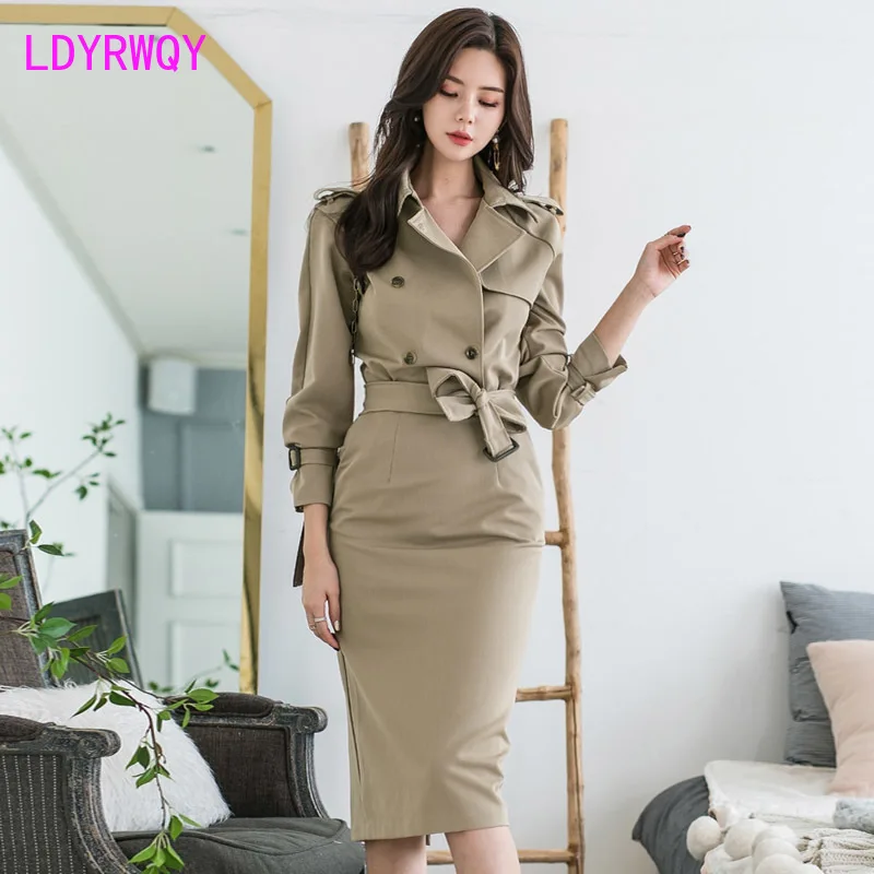 New winter han edition temperament lapel double-breasted with dust of cultivate one's morality type package buttocks dress
New winter han edition temperament lapel double-breasted with dust of cultivate one's morality type package buttocks dress