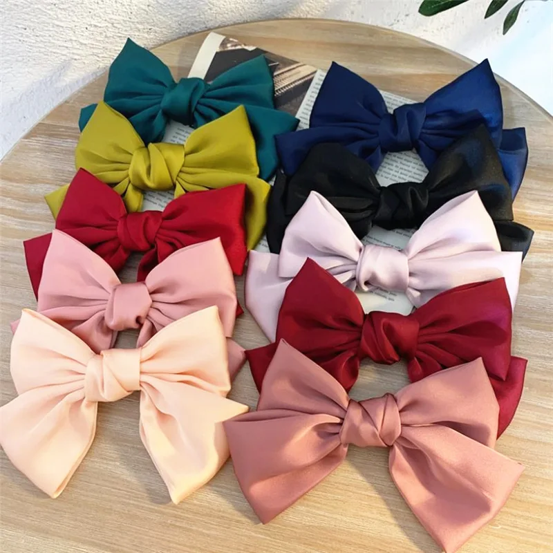 

Large Satin Ribbon Hair Bows With Clips 22CM Fashion Knotted Hair Bow French Clip Handmade Hairpins Barrettes For Girls Women