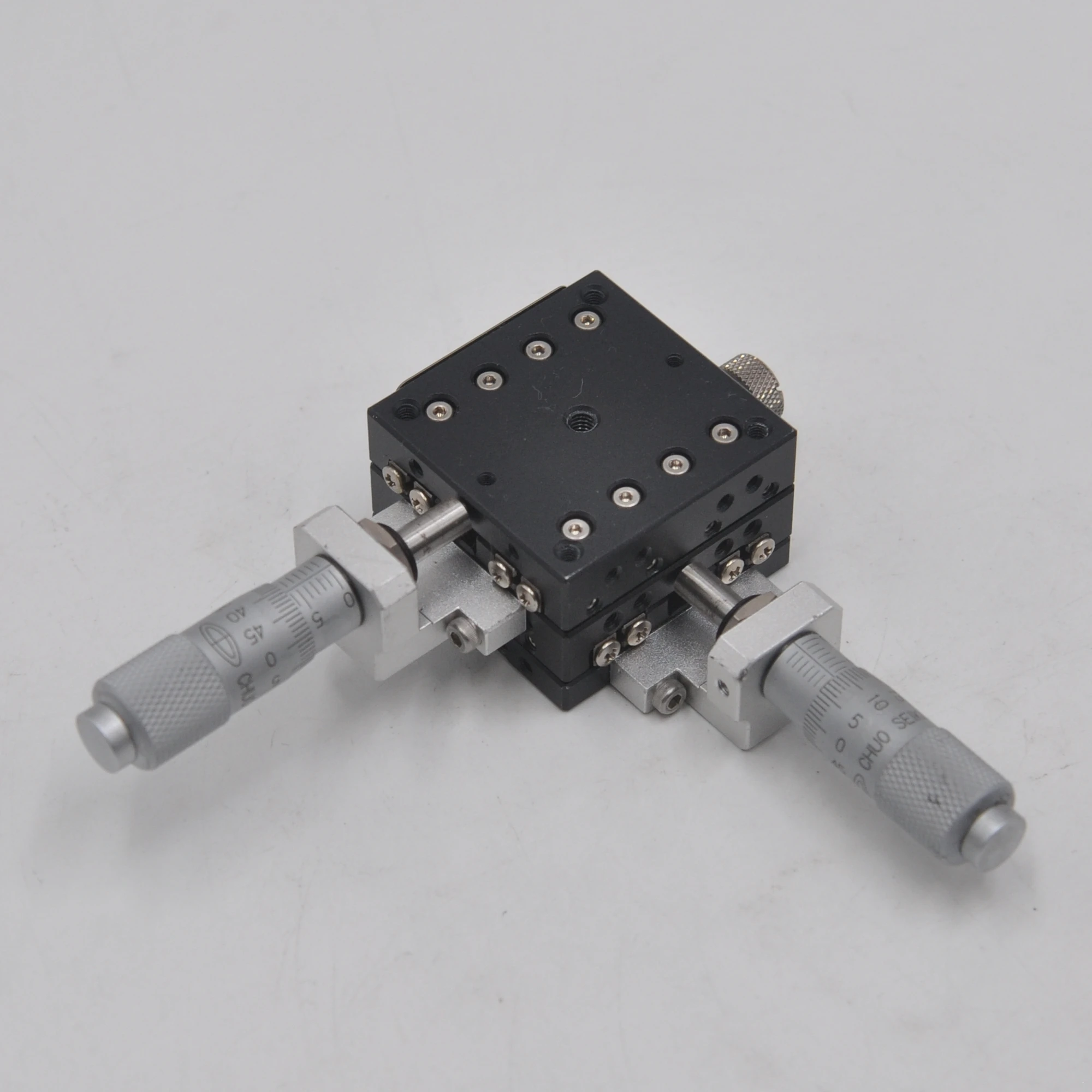 CHUO LD-4047-C1 manual XY axis two-dimensional linear cross rail optical fine-tuning slide aluminum
CHUO LD-4047-C1 manual XY axis two-dimensional linear cross rail optical fine-tuning slide aluminum