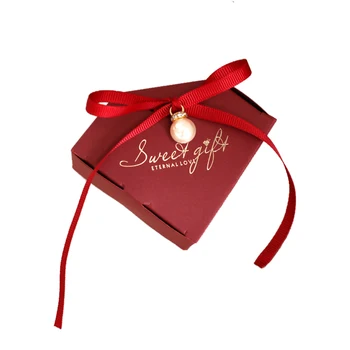 20pcs Creative European candy gift box wedding new wedding candy box diamond shape candy box
20pcs Creative European candy gift box wedding new wedding candy box diamond shape candy box