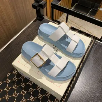 2020 new flat bottom slippers female summer wear net red sandals all-match student beach slippers
2020 new flat bottom slippers female summer wear net red sandals all-match student beach slippers