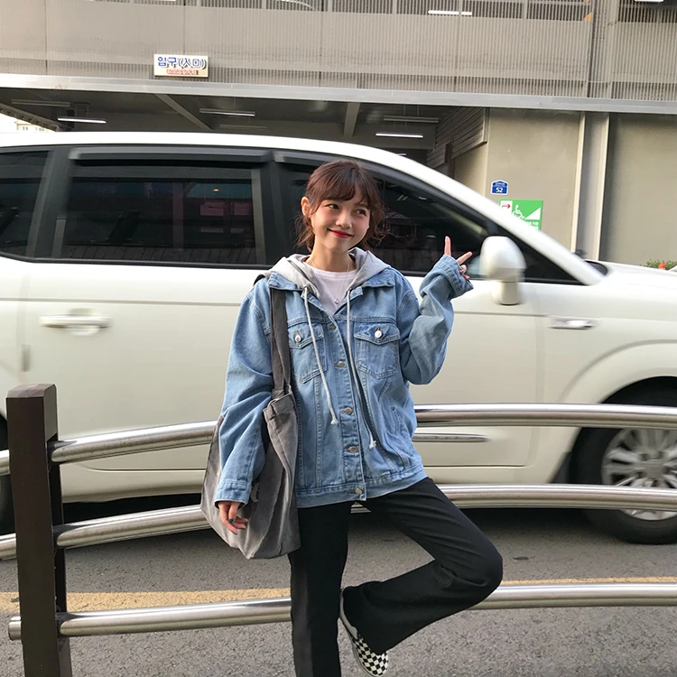 Colorfaith New 2020 Autumn Winter Women Denim Jacket Outerwear Hooded High Street Fashionable Korean Style Jeans Tops JK8303