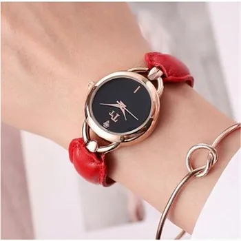 Fashion women's watch Vintage Bracelet Type Leather Lady Waterproof Wristwatch Female watch Casual Watches Clock
Fashion women's watch Vintage Bracelet Type Leather Lady Waterproof Wristwatch Female watch Casual Watches Clock