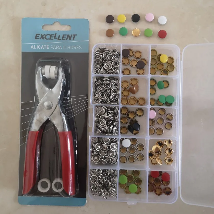 100set/box 10mm Metal Sewing Buttons Hollow Solid Cap Type Prong Press Studs Snap Fasteners With Plier tool Kit Set
100set/box 10mm Metal Sewing Buttons Hollow Solid Cap Type Prong Press Studs Snap Fasteners With Plier tool Kit Set