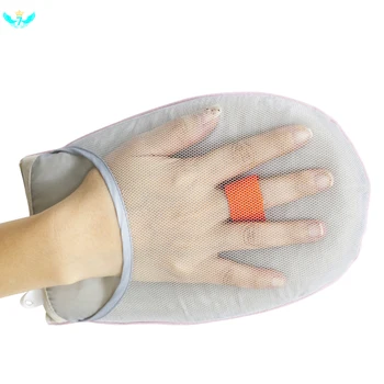 Hand-Held Mini Ironing Pad Sleeve Ironing Board Holder Heat Resistant Glove For Clothes Garment Steamer Iron Table Rack DWH5
Hand-Held Mini Ironing Pad Sleeve Ironing Board Holder Heat Resistant Glove For Clothes Garment Steamer Iron Table Rack DWH5