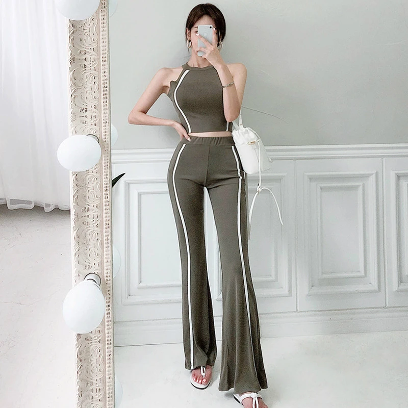 Modis Streetwear Autumn Winter Clothes for Women Two Piece Set Halter Tank and Knitted Wide Leg Pants Ladies Casual 2 Piece Set
Modis Streetwear Autumn Winter Clothes for Women Two Piece Set Halter Tank and Knitted Wide Leg Pants Ladies Casual 2 Piece Set