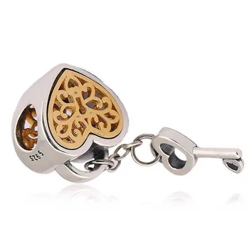New 925 Sterling Silver Bead Charm Openwork Gold Color Padlock Heart And Key Pendant Charm Fit Bracelet DIY Jewelry
New 925 Sterling Silver Bead Charm Openwork Gold Color Padlock Heart And Key Pendant Charm Fit Bracelet DIY Jewelry