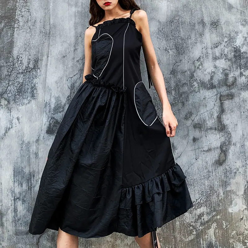 LANMREM Black Sleeveless Sling Wooden Ear High Waist Stitching Ruffled Woman Dress Sweet Simple Fashion 2019 Summer New TV964
LANMREM Black Sleeveless Sling Wooden Ear High Waist Stitching Ruffled Woman Dress Sweet Simple Fashion 2019 Summer New TV964