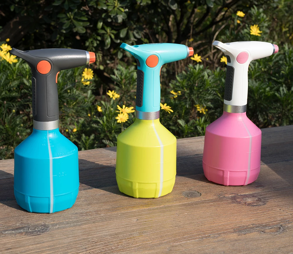 Household Portable 2000mAh 1000ml Electric USB Charging Watering Spray Gun Water Mist Sprayer with Adjustable Spray Nozzle
Household Portable 2000mAh 1000ml Electric USB Charging Watering Spray Gun Water Mist Sprayer with Adjustable Spray Nozzle