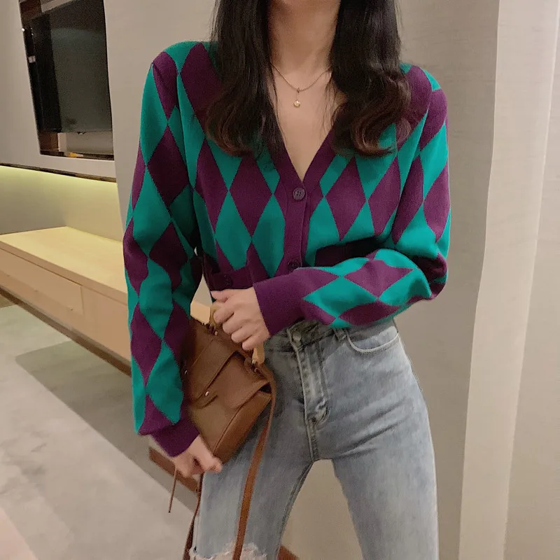 Retro V-Neck Knitted Cardigan Women Spring Autumn 2020 New Loose Elegant Sweater Rhombic Long Sleeve Casual All-match Coat
Retro V-Neck Knitted Cardigan Women Spring Autumn 2020 New Loose Elegant Sweater Rhombic Long Sleeve Casual All-match Coat
