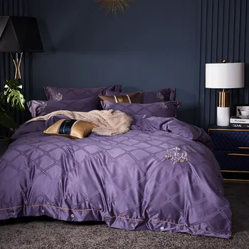 European-style solid color washed silk embroidered 4-piece bedding set AB version of cotton bedsheet quilt cover bed
European-style solid color washed silk embroidered 4-piece bedding set AB version of cotton bedsheet quilt cover bed