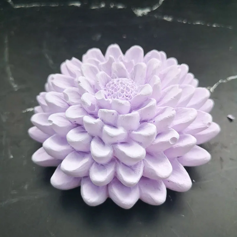 Chrysanthemum Fondant Cake Decorating Silicone Mold 3D Flower Plaster Clay Crafts Mould For Car Decoration 
Chrysanthemum Fondant Cake Decorating Silicone Mold 3D Flower Plaster Clay Crafts Mould For Car Decoration