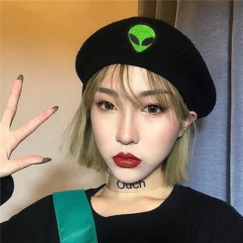 NiceMix Harajuku Sweet embroidery berets caps for women casual punk printing Bundy cute beret blue 2020 womens barrette hat
NiceMix Harajuku Sweet embroidery berets caps for women casual punk printing Bundy cute beret blue 2020 womens barrette hat