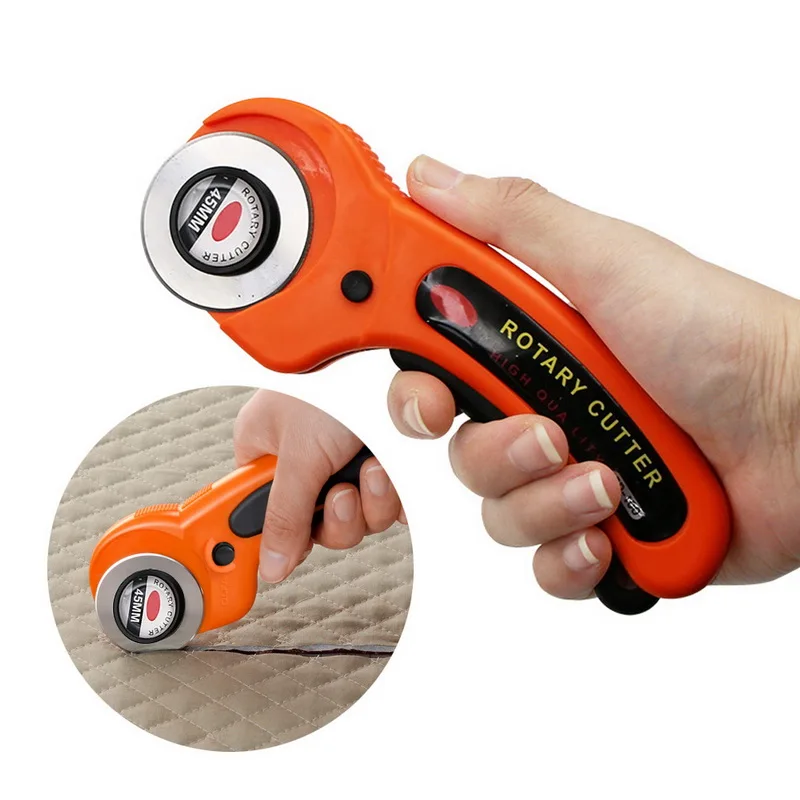 1Pcs 45mm Loop Rotate Sewing Cutter Portable Premium Comfort Loop Quilting Rotary Cutter Fabric Handle Cutting Craft Tool
1Pcs 45mm Loop Rotate Sewing Cutter Portable Premium Comfort Loop Quilting Rotary Cutter Fabric Handle Cutting Craft Tool